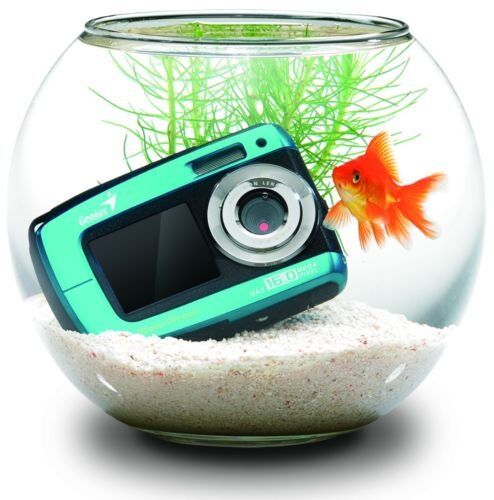 Genius Dual Screen Waterproof 16 MP Action Sports Camera/Camcorder - Image 2